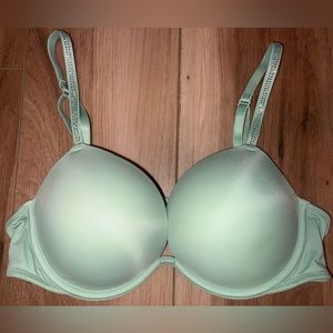 Brand New Victorias Secret Bra